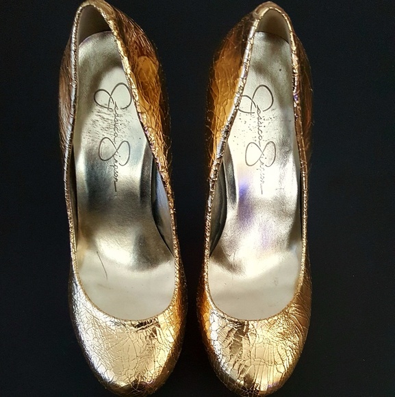 🎉Metallic Gold Platform Heels - Picture 2 of 6